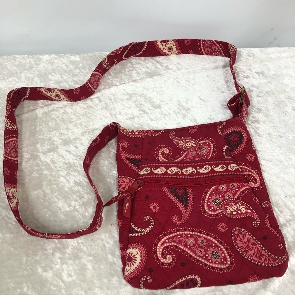 Vera Bradley Mesa red hipster large adjustable strap Crossbody bag red Paisley